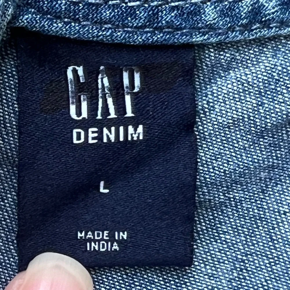 Gap Kids Girls Denim Chambray Ombré Dress.